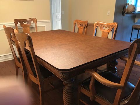 Round-cornered dining table pad, cherry leatherlook