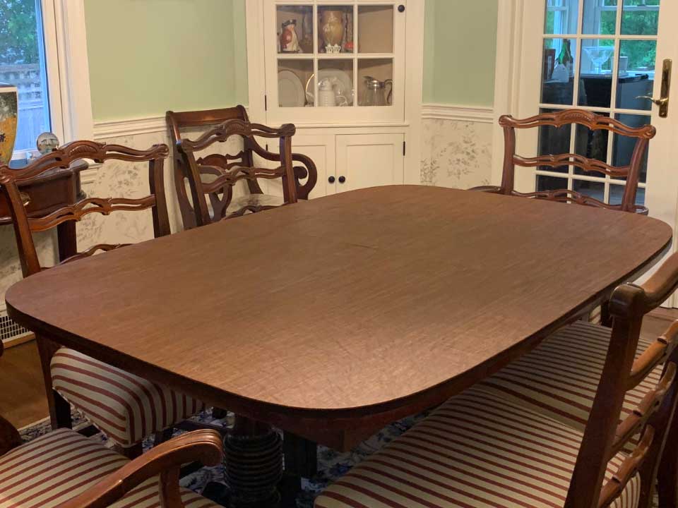 Round cornered dining room table protector